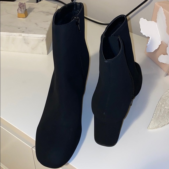 Black booties - Picture 3 of 3